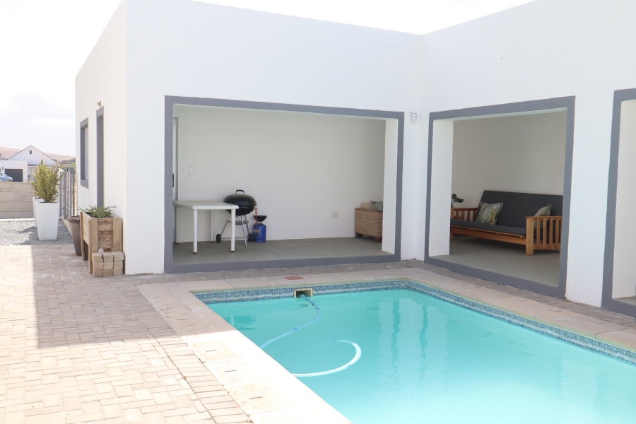 4 Bedroom Property for Sale in Darling Western Cape